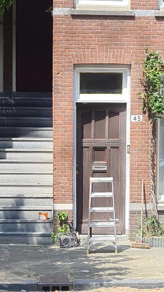 Voordeur Schilderen  Buitenschilderwerk Dims Onderhoud